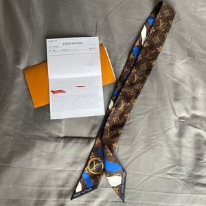 Authentic Louis Vuitton Bandeau Twilly